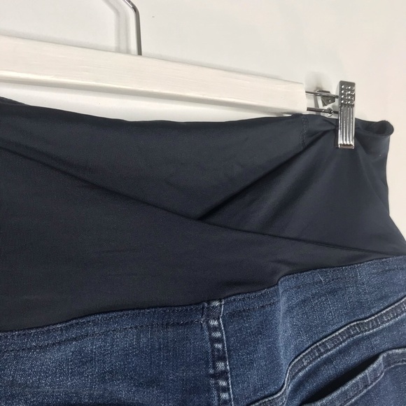 NWT Maternity Midi Short with crossover panel - Picture 5 of 7